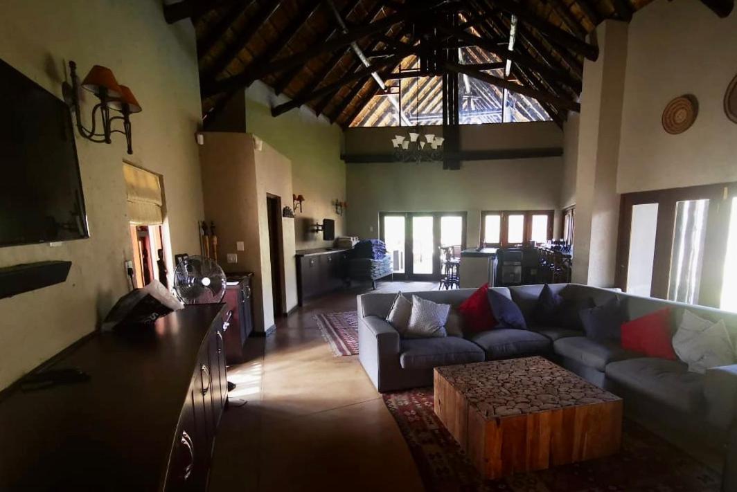 Kgorogoro Lodge Pilanesberg Exterior foto